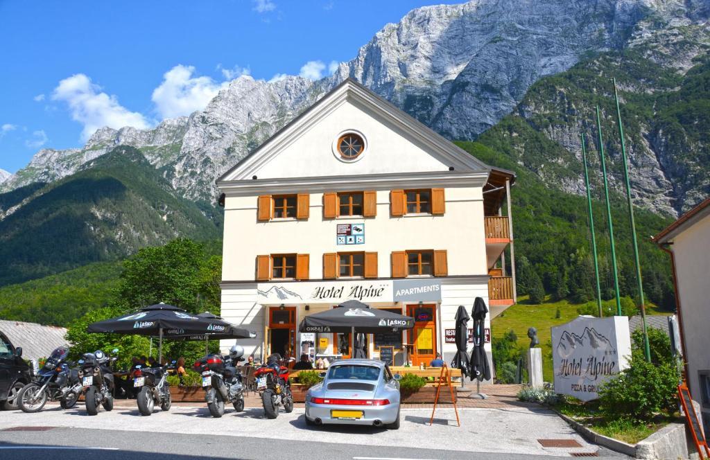 Hotel Alpino image 2