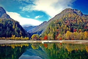 Jasna-meer in de herfst